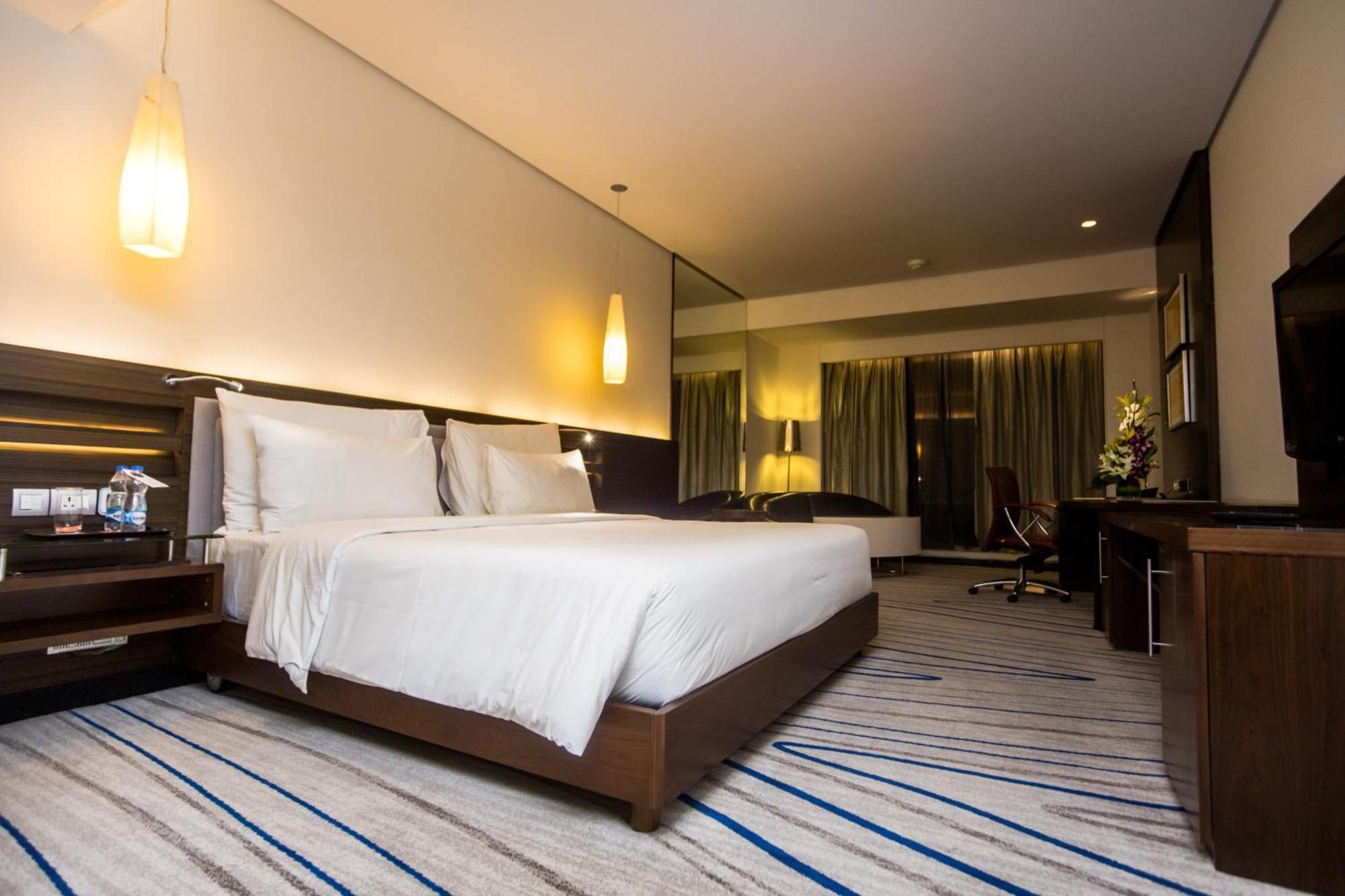 Le Meridien Coimbatore Exterior photo