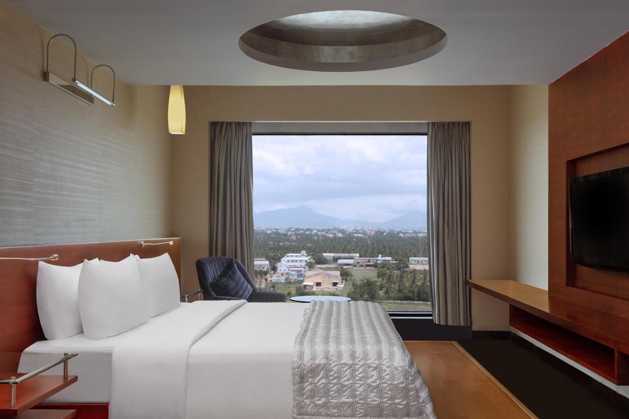 Le Meridien Coimbatore Exterior photo
