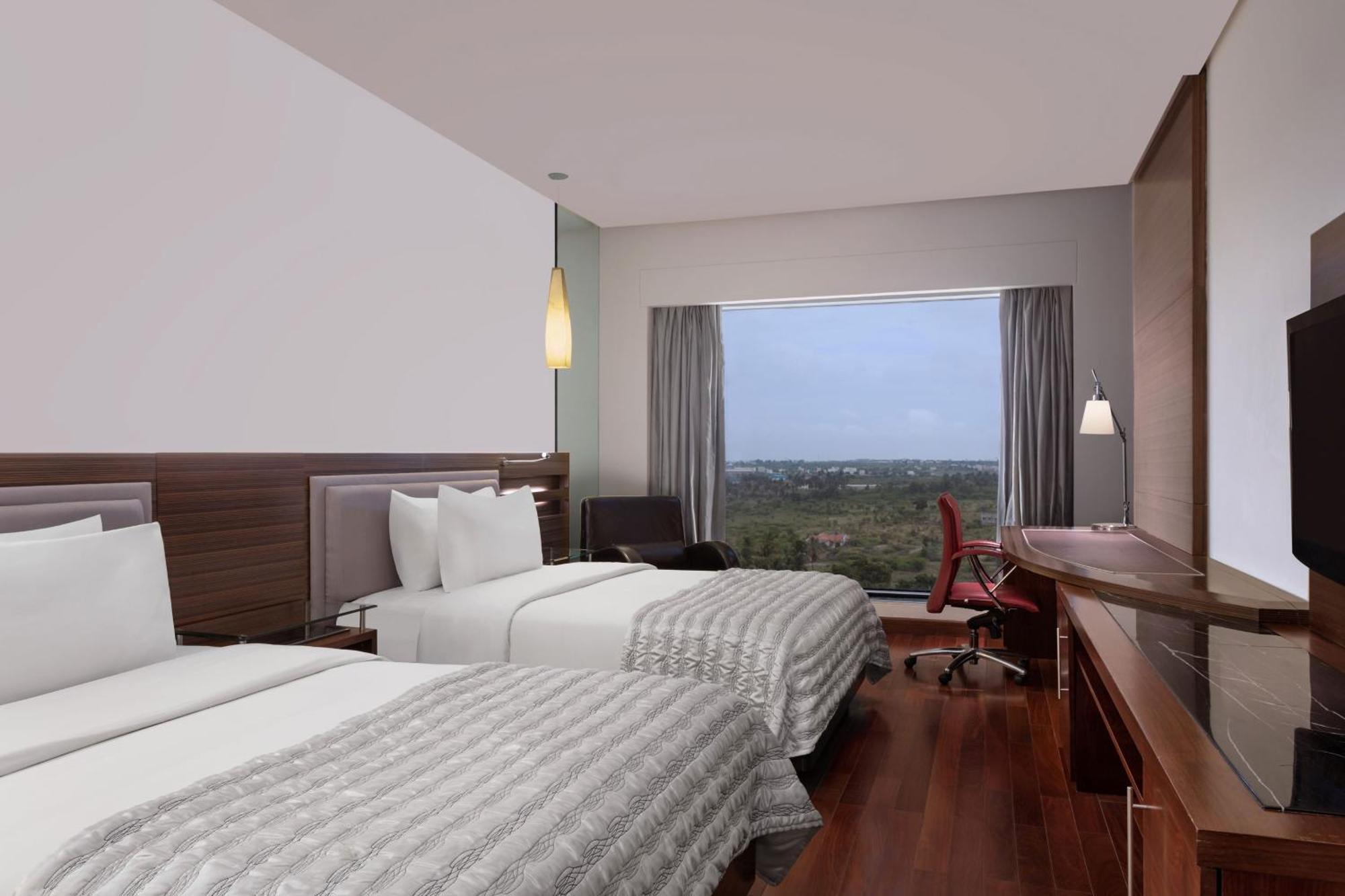 Le Meridien Coimbatore Exterior photo