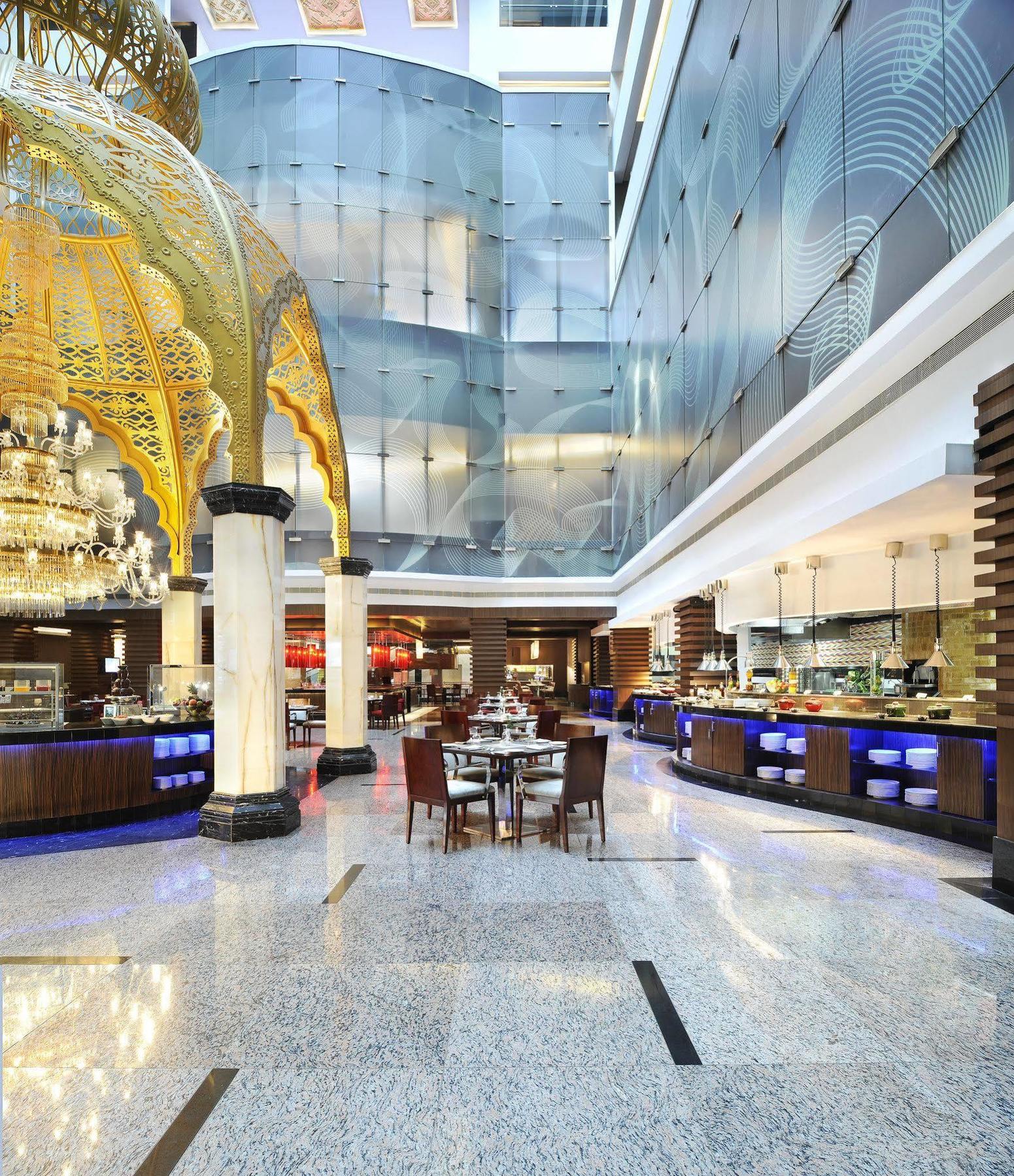 Le Meridien Coimbatore Exterior photo