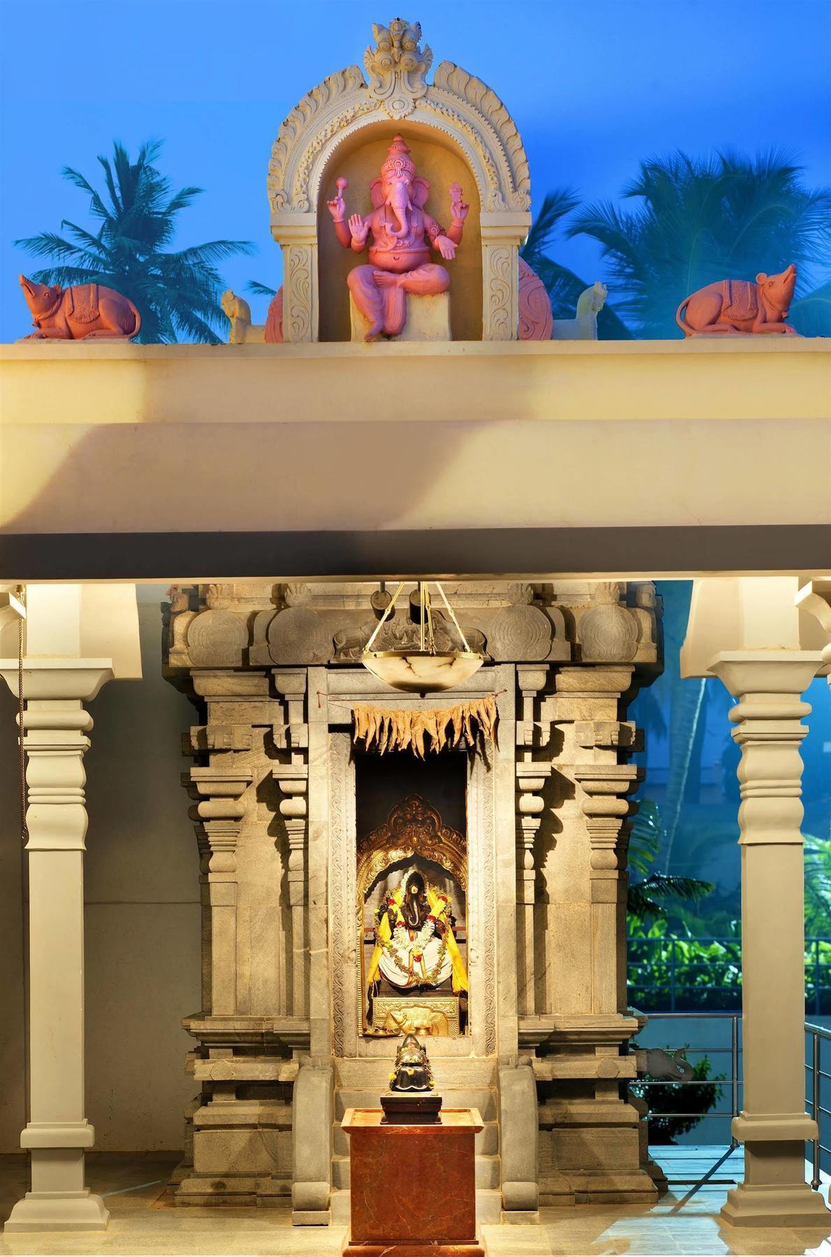 Le Meridien Coimbatore Exterior photo